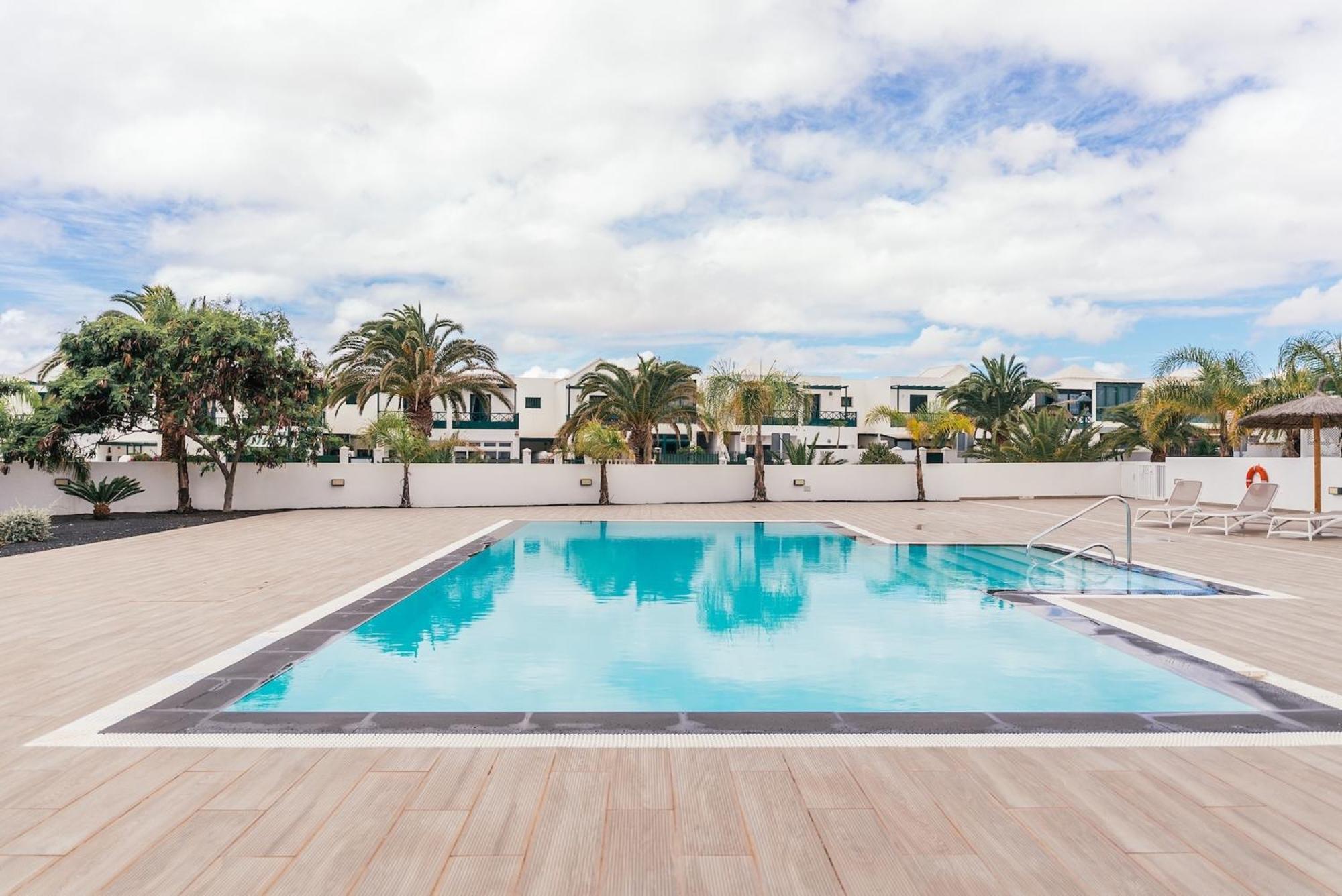 Apartamento Piso tranquilo,piscina comunitaria.Zona turística Costa Teguise Exterior foto